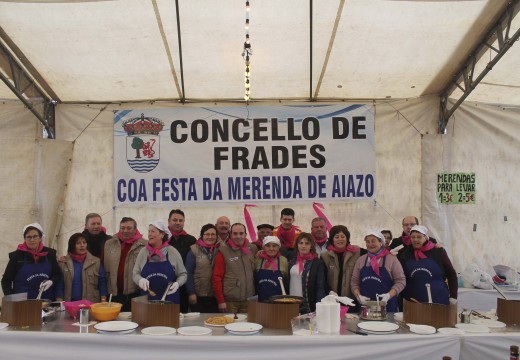 A XI Festa da Merenda de Aiazo sobreponse á choiva e reúne a centos de visitantes, que degustaron máis de 1.000 tortillas de masa